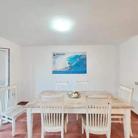 Kalani Surf House Alloggio in famiglia